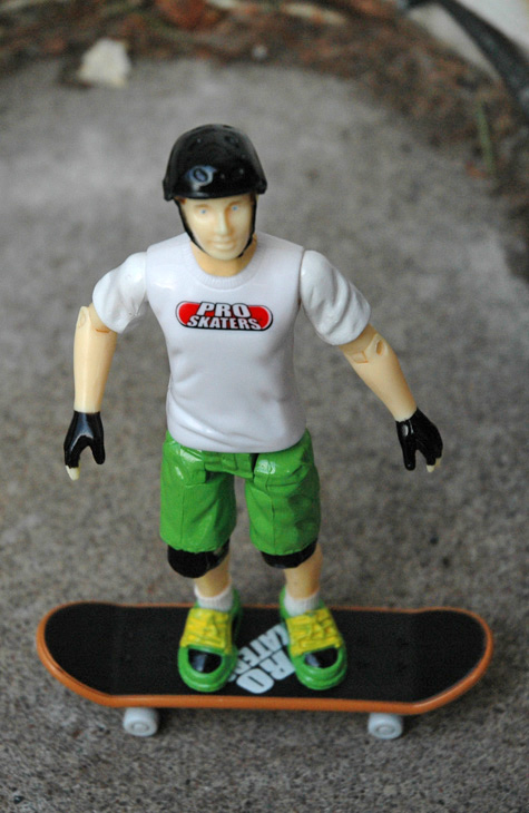 Pro Skaters action figure