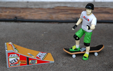 Pro Skaters action figure