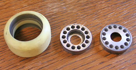 skateboard wheel aluminum hub with replaceable urethane tread