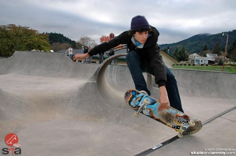 Stefan Faure - Myrtle Creek Oregon skatepark