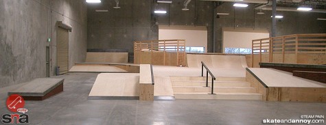 epic indoor skatepark -3202