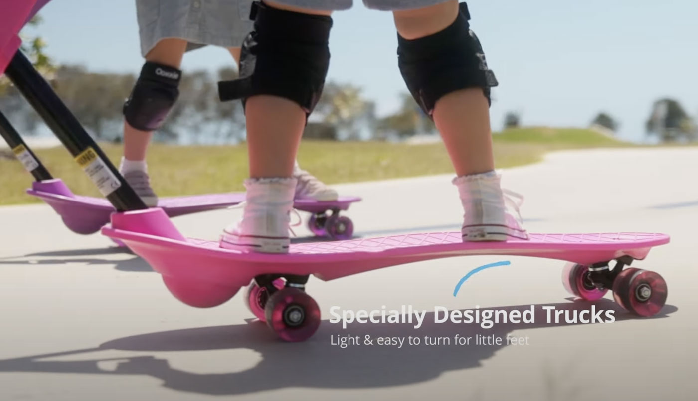  Ookkie Kids Learner Skateboard (Black) : Sports